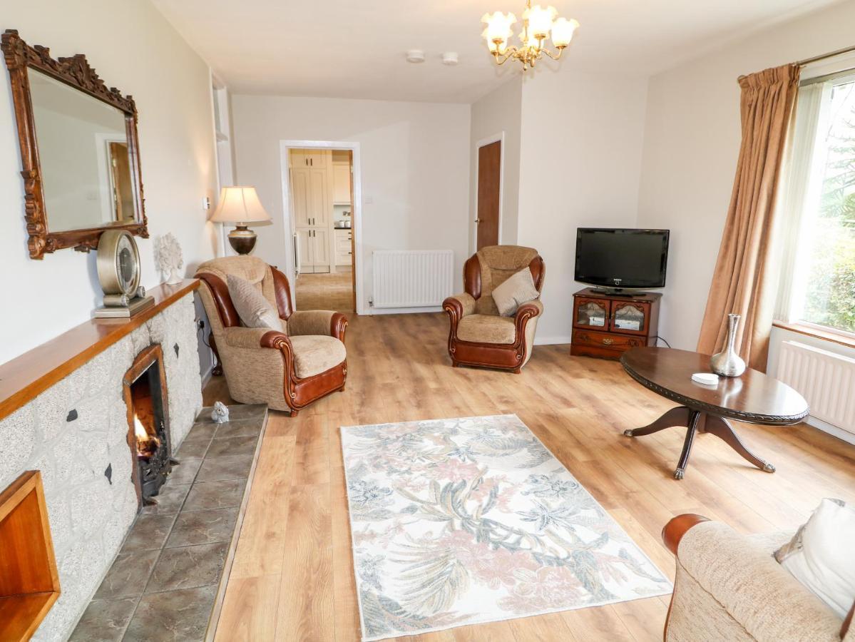Glebe Farm Cottage Нюри Екстериор снимка