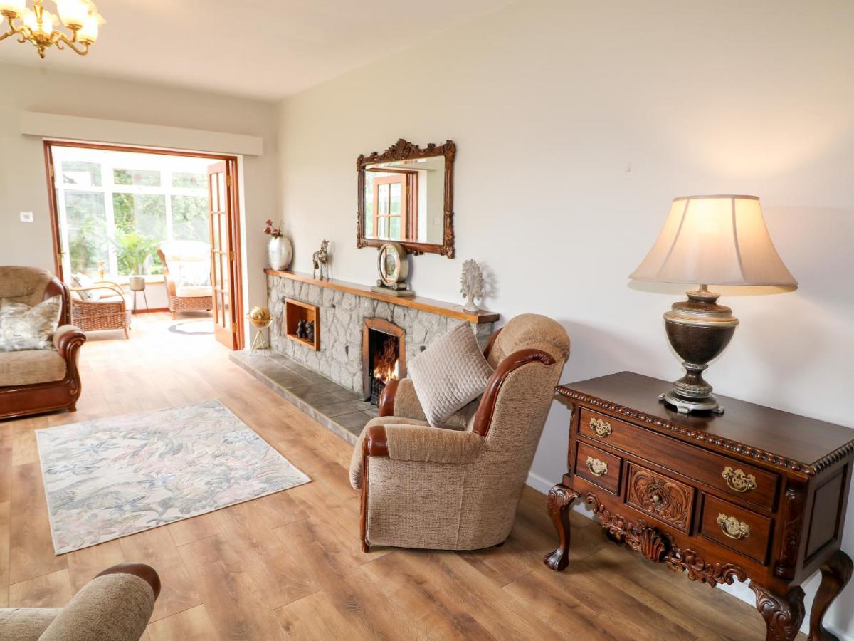 Glebe Farm Cottage Нюри Екстериор снимка