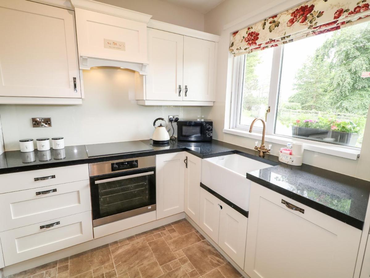 Glebe Farm Cottage Нюри Екстериор снимка