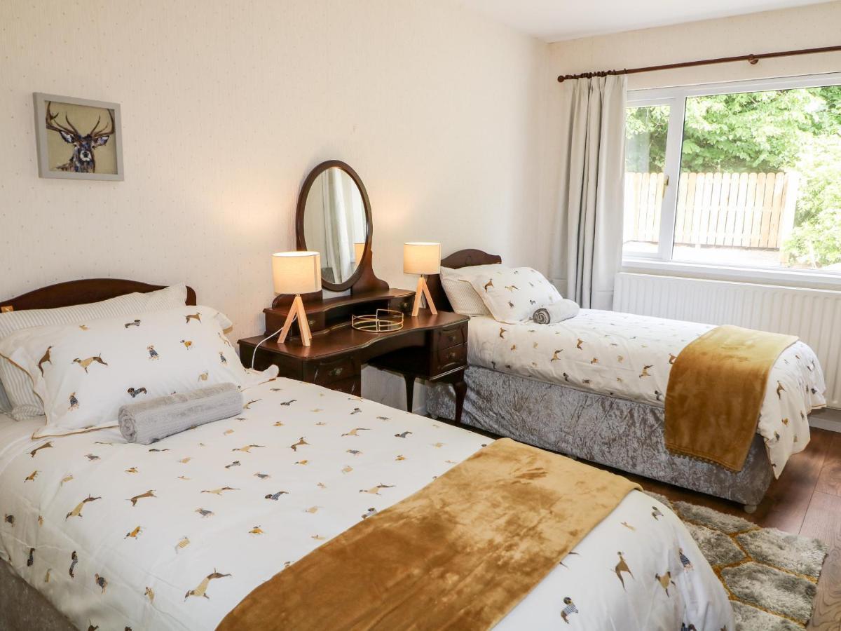 Glebe Farm Cottage Нюри Екстериор снимка